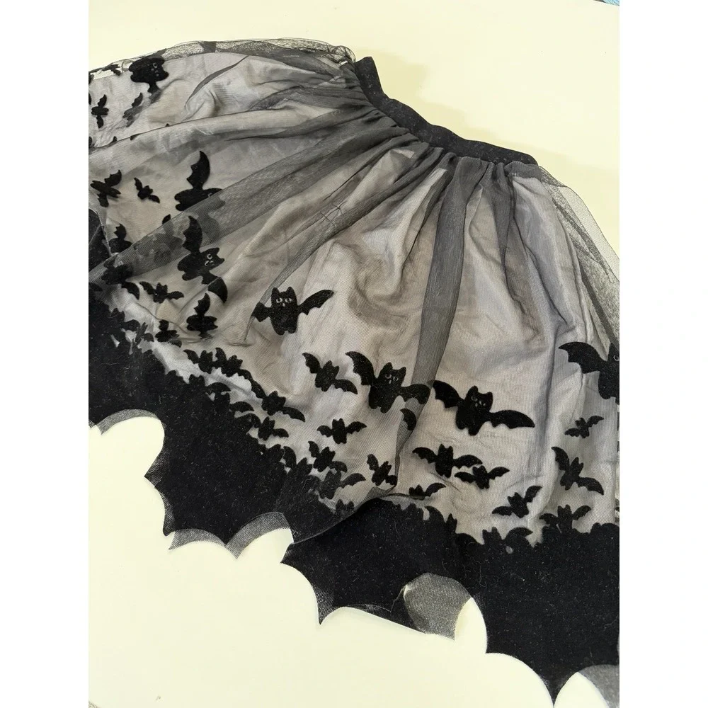H&M Kids Bat Halloween Tulle Skirt Black Flocked Bats Size 6X/7 EU 122/128. 5254